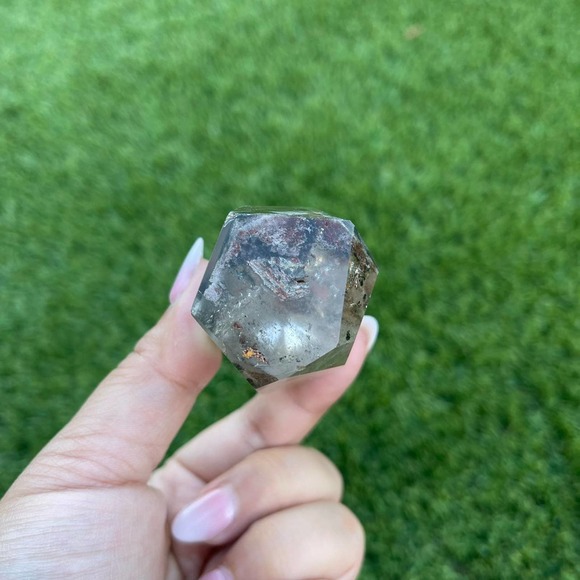 Garden Quartz Tower - Picture 4 of 12